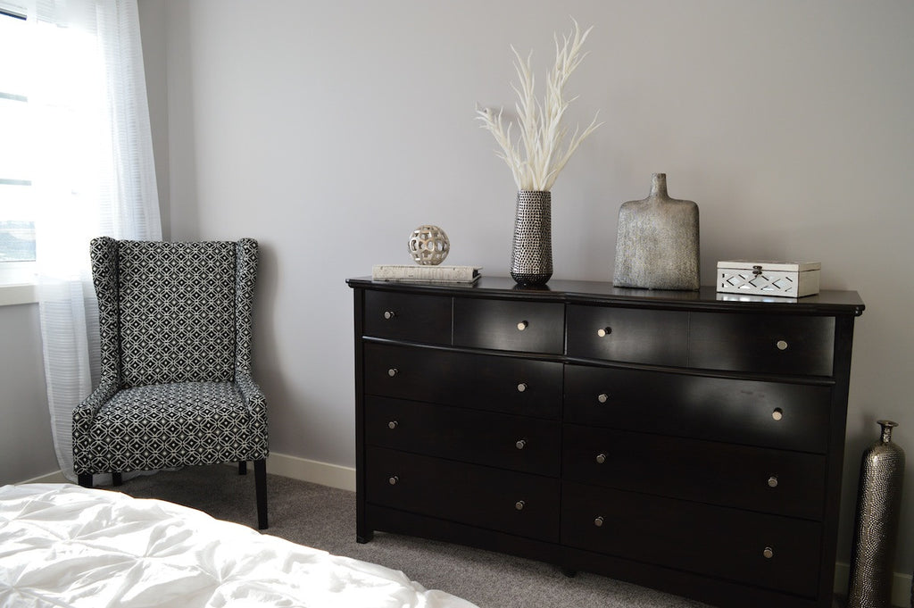 Painted Bedroom Furniture: How To Paint Without Sanding or Priming